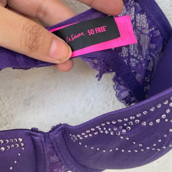 La Senza brand new limited edition light padded underwired bra - Picture 8 of 11